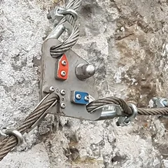 Conception, réalisation et entretien de via ferrata par Antipodes Constructions